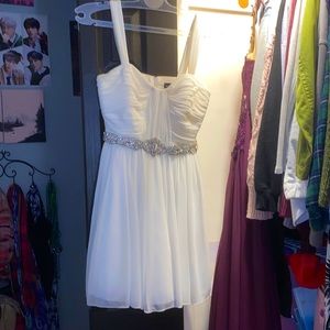 Cute white Homecoming/prom dress